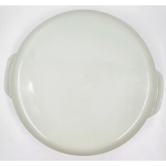 Vintage #423 Anchor Hocking Fire King Milk glass 9 in Bakeware Nature's Bounty - Picture 9 of 10